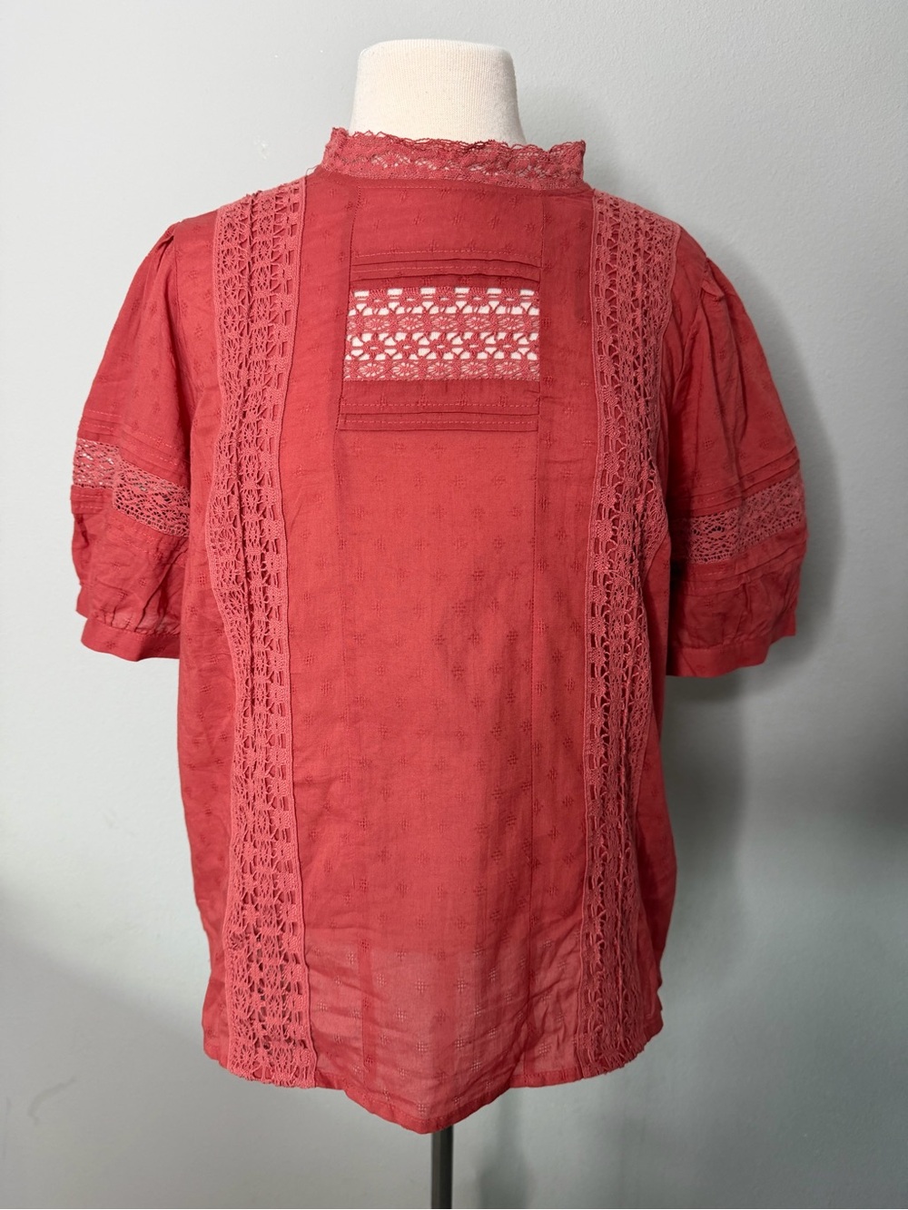 Universal Thread Coral Lace-Trim Peasant Blouse NWT